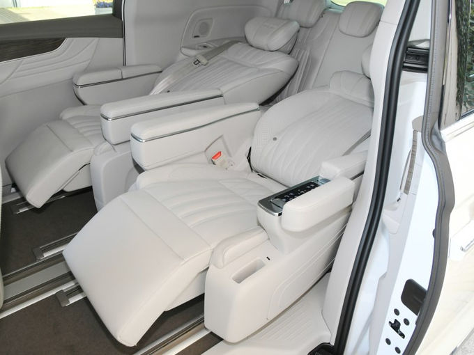 Roewe مینی وان بزرگ MPV وانز بنزین 7 صندلی 4x2 گیربکس خودکار 9