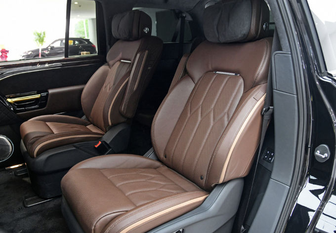 هنگچي S7 خودرو بزرگ لوکس اتومبیل 6 صندلی 4 صندلی SUV بنزین 11