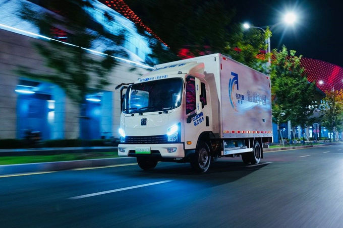 XCMG Hanchi الکتريکي کاميون 4x2 Junengxing اتومات 1