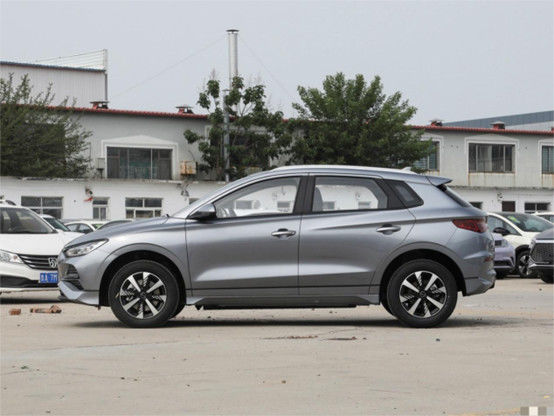 BYD اتومبیل الکتریکی خالص E2 لوکس دو چرخ 4 × 2 انتقال خودکار 2